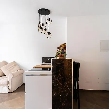 Frizzcafe Loft By Wonderful Italy شقة بولينيانو آ ماري
